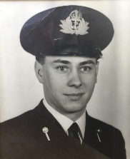 Lou Farrell